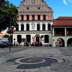 Rathaus Stargard mit Altstadtbepflasterung