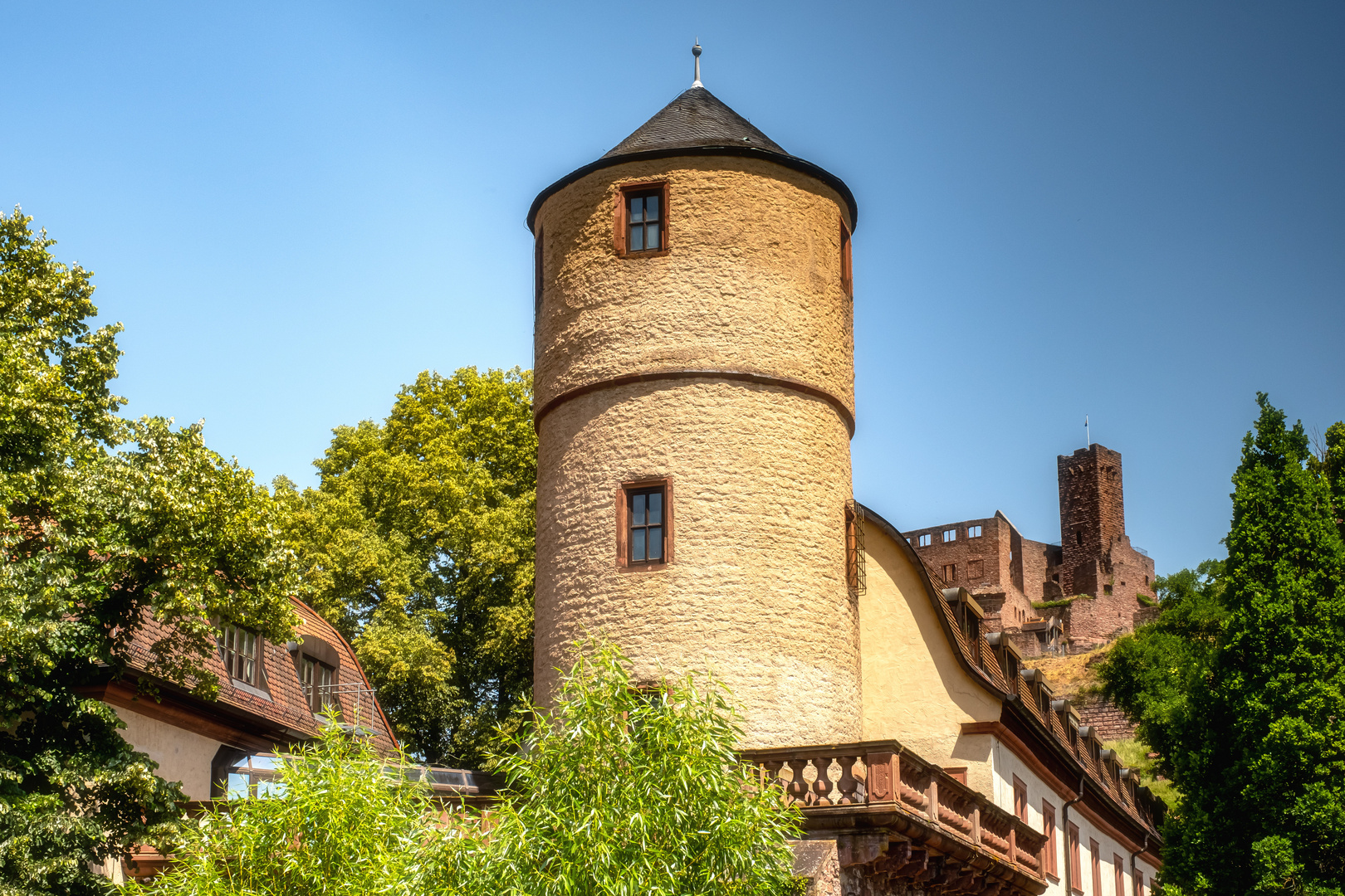 Rathaus und Burg Wertheim