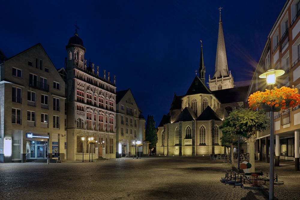 Rathaus und Dom