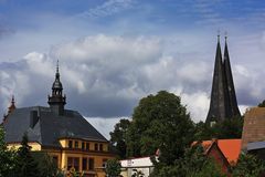 Rathaus und Doppeltürme der Stadtkirche St. Christopherus in Egeln