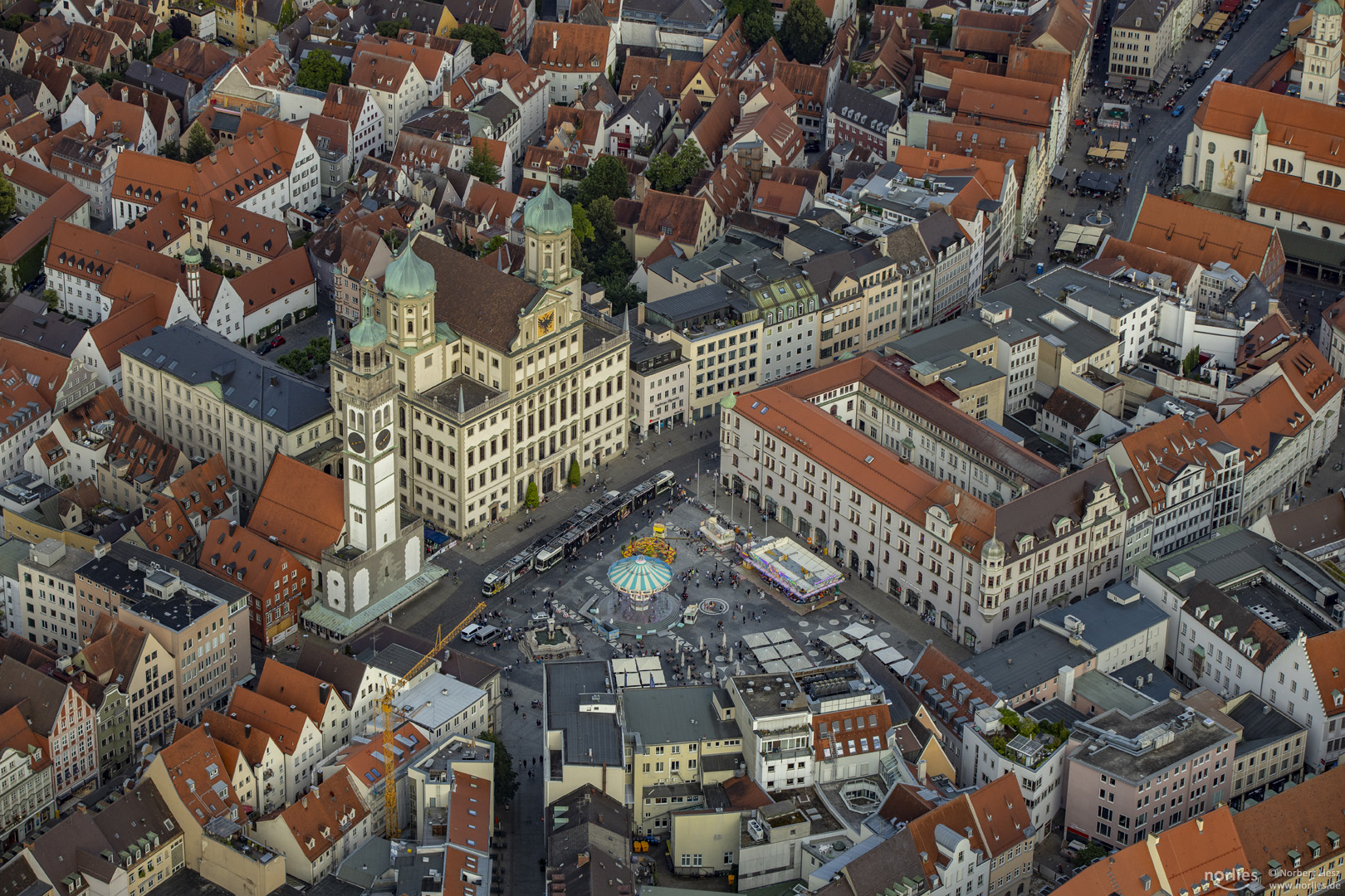 Rathaus und Rathausplatz