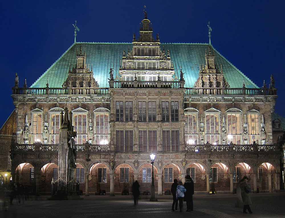 Rathaus von Bremen am Abend am 18.02.2012