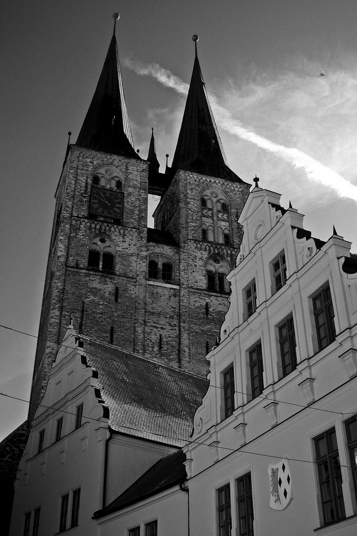 Rathaus von einer anderen Seite in Stendal