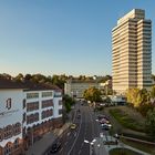 Rathaus von Kaiserslautern in der Abendsonne, es besitzt 25 oberirdische Stockwerke