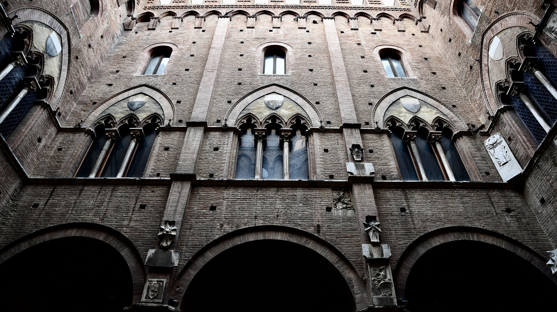 Rathaus von Siena im Innenhof