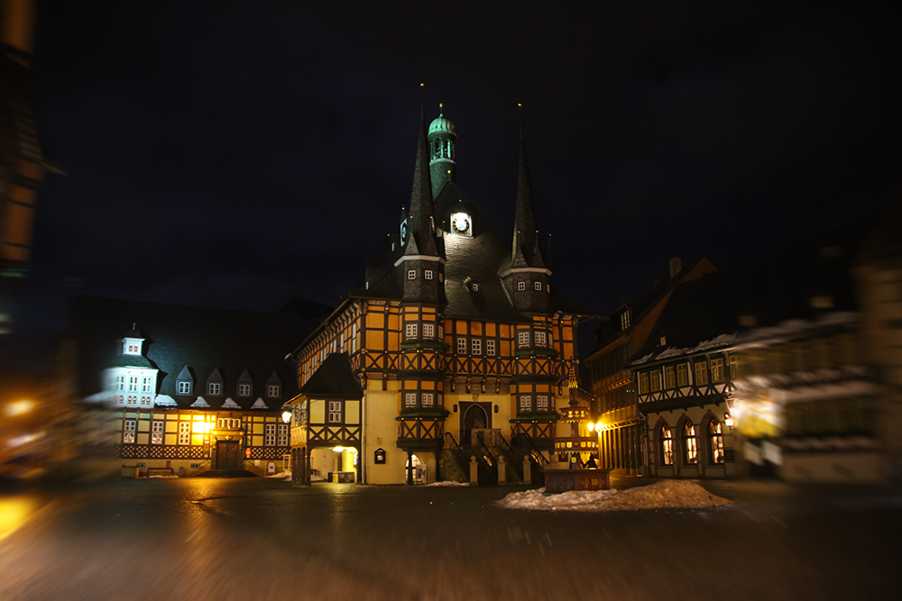 Rathaus Wernigerode bei Nacht