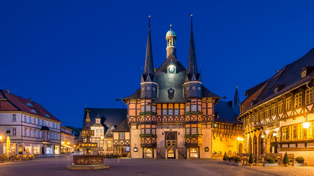 Rathaus Wernigerode zur blauen Stunde 2