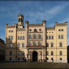 Rathaus Zittau in der Abendsonne vom Marktplatz aus Richtung Filmpalast