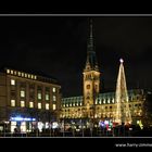 Rathaus zur Weihnachtszeit