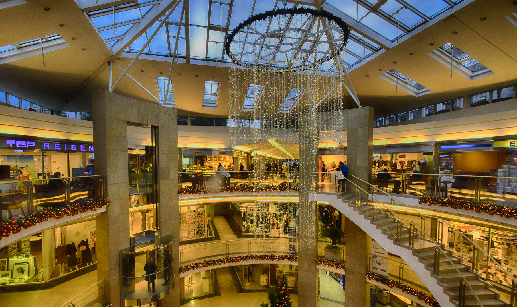 Rathausgalerie im Weihnachtsschmuck