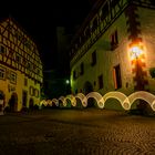 Rathausplatz bei Nacht 