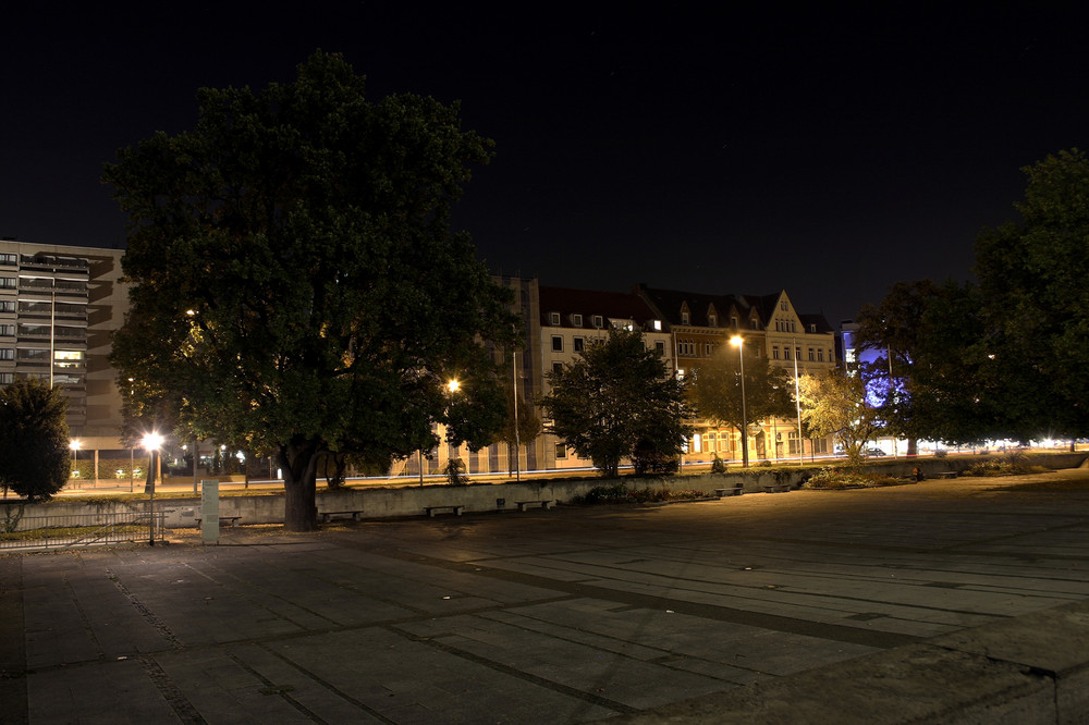 Rathausplatz Hannover bei Nacht DRI