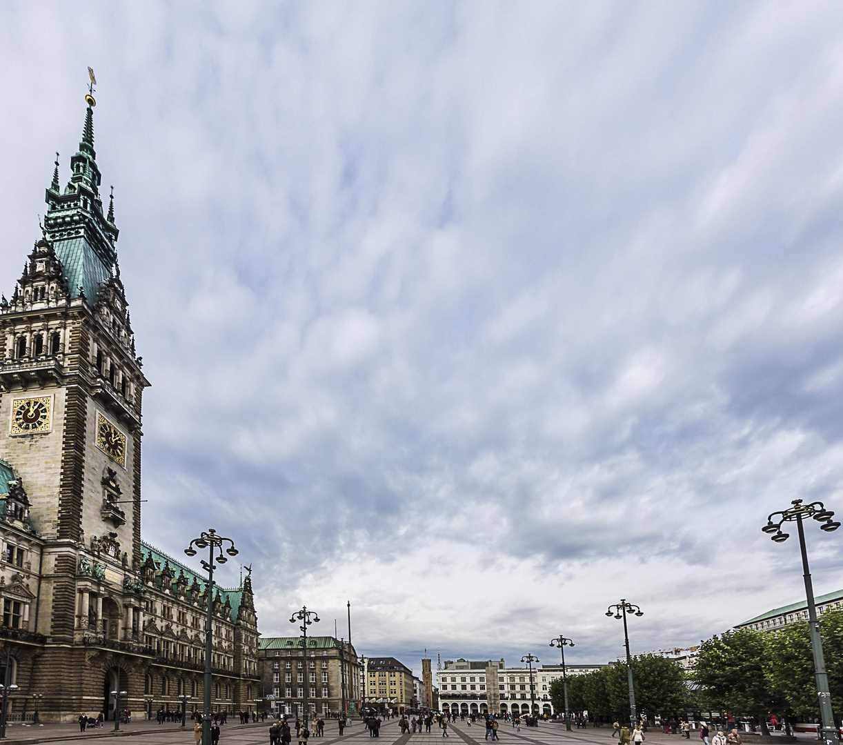 Rathausplatz in Hamburg