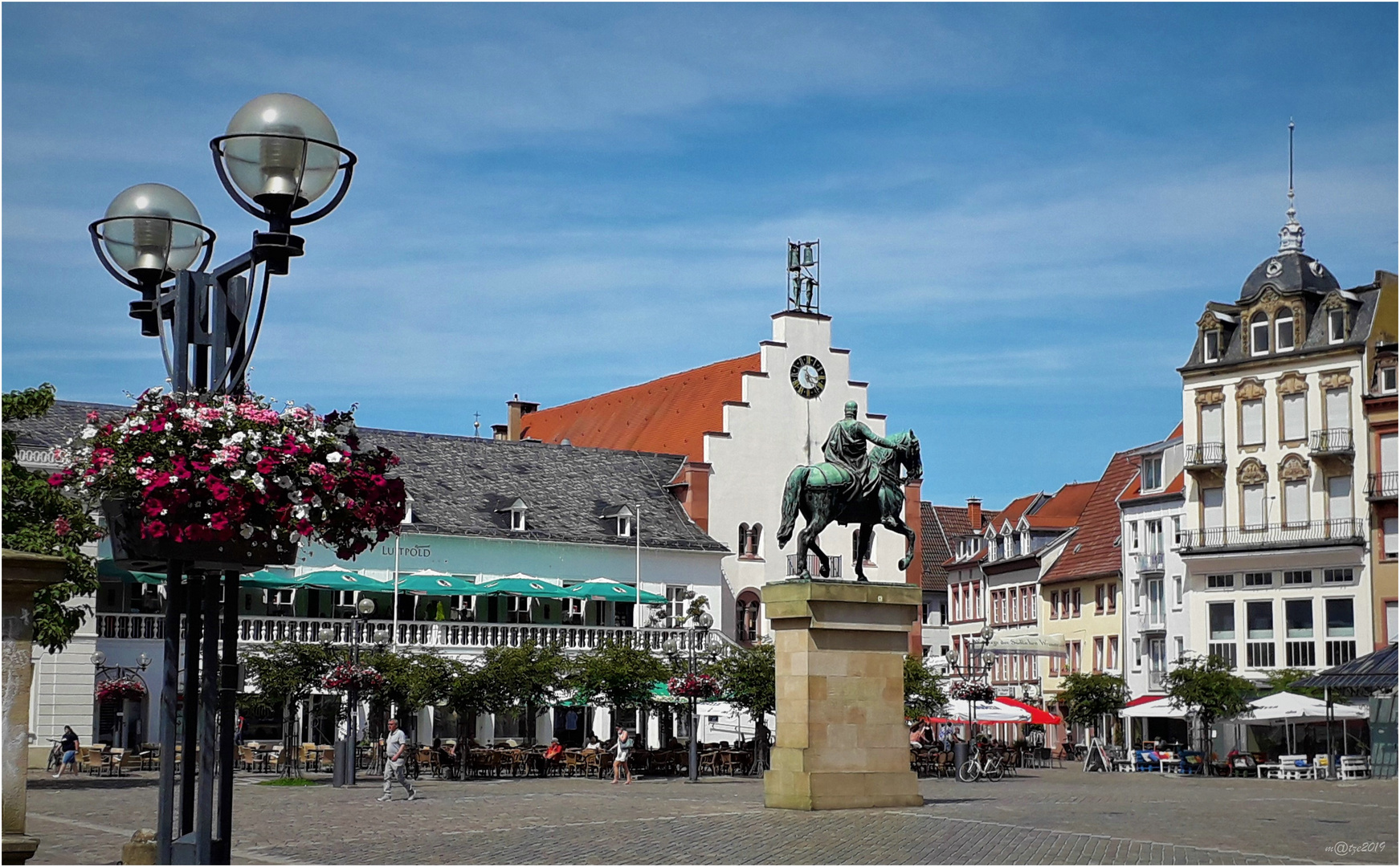 ~ Rathausplatz Landau ~ Foto & Bild | deutschland, europe, rheinland ...