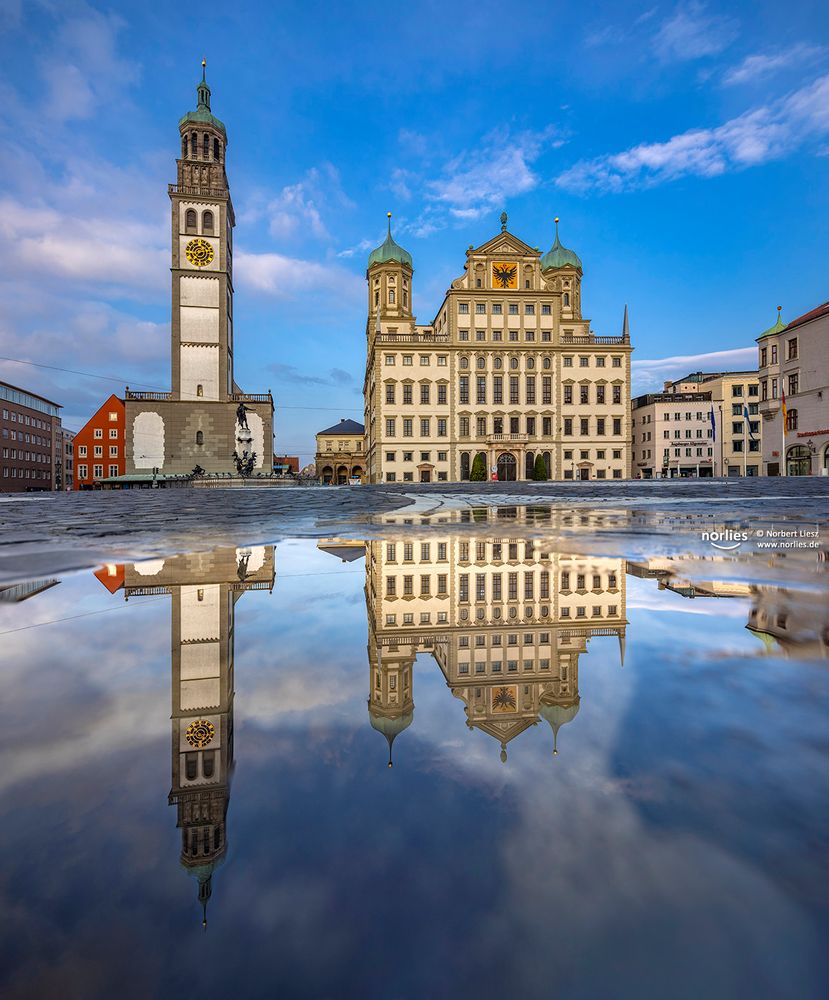 Rathausplatz Spiegelung