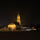 Rathausturm bei nacht