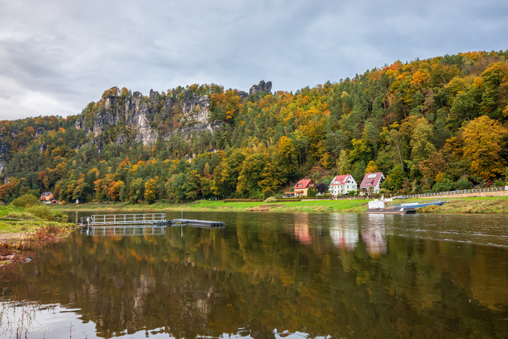  Rathen - Blick zur Bastei (5)