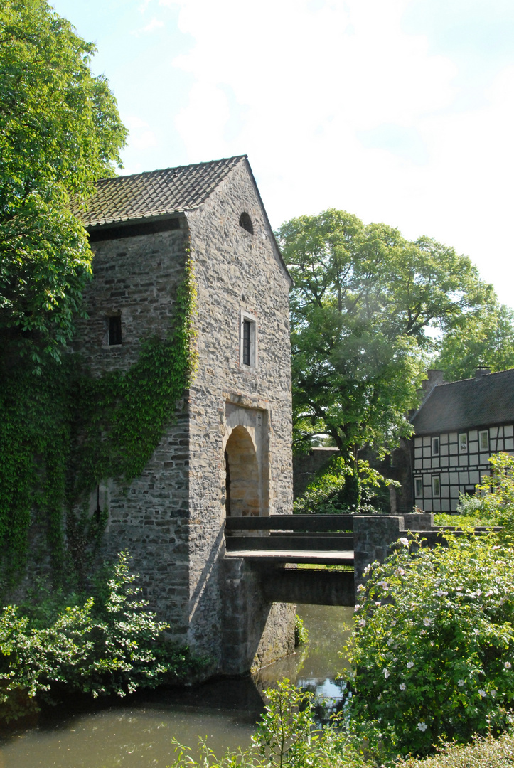 Ratingen , Haus im Haus III