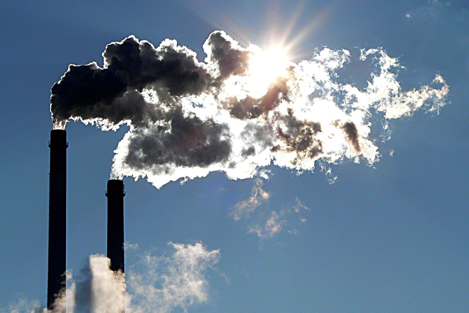 Rauchen wie ein Schlot Foto & Bild industrie und technik, energietechnik, kraftwerke Bilder