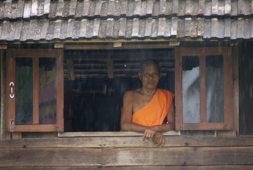 rauchender mönch , viertausend inseln des mekong , südlaos