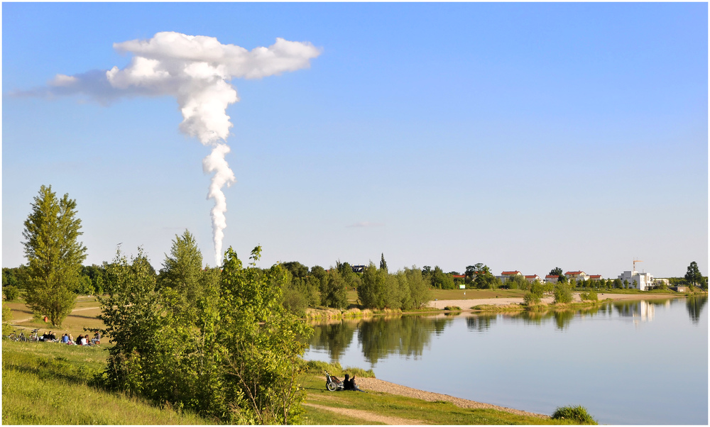 Rauchzeichen am See