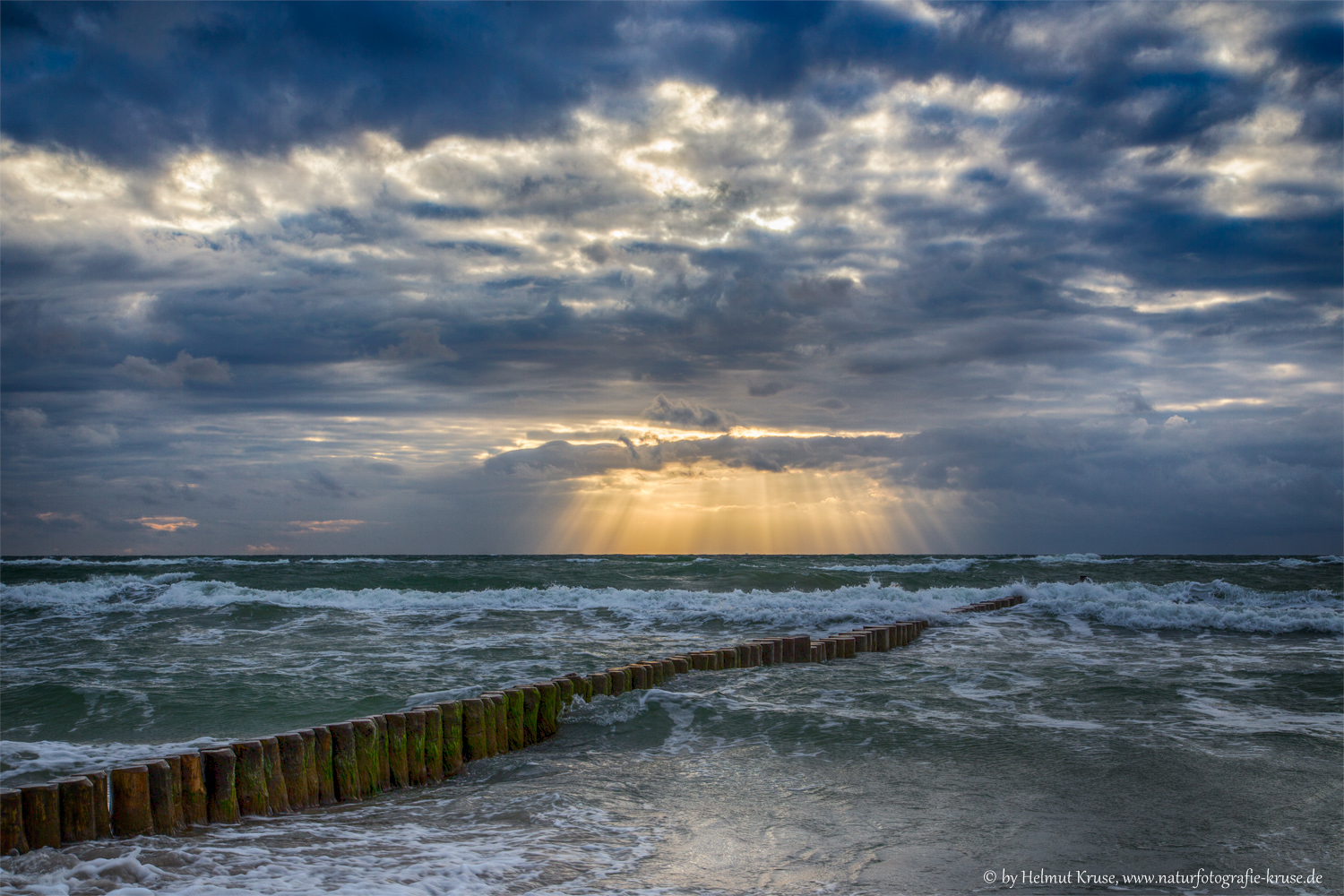 Rauhe Ostsee Foto & Bild landschaft, meer & strand, brandung Bilder auf