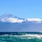 Rauher Atlantik mit Teide - La Gomera