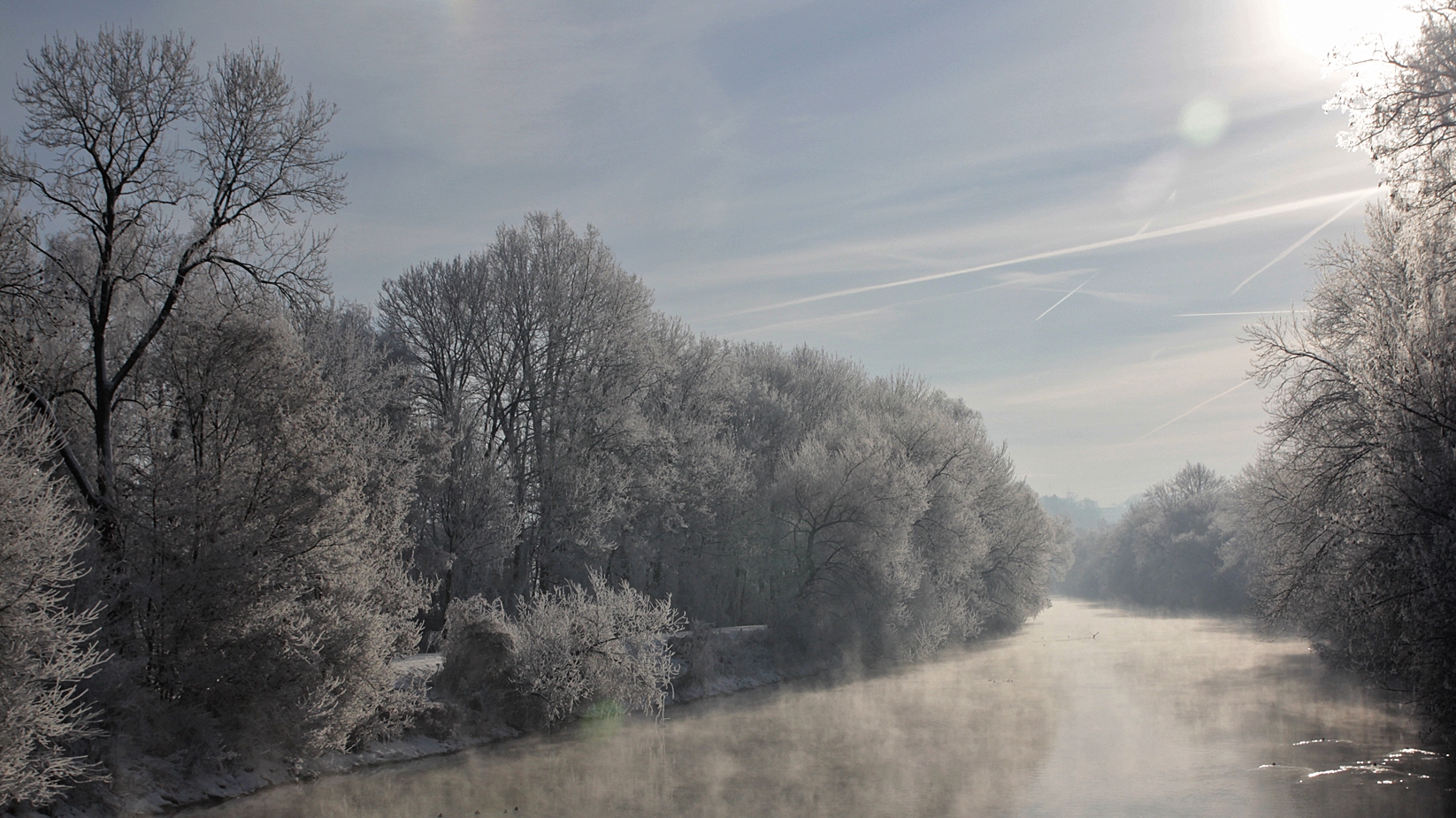 --- Rauhreif am Isarkanal ---