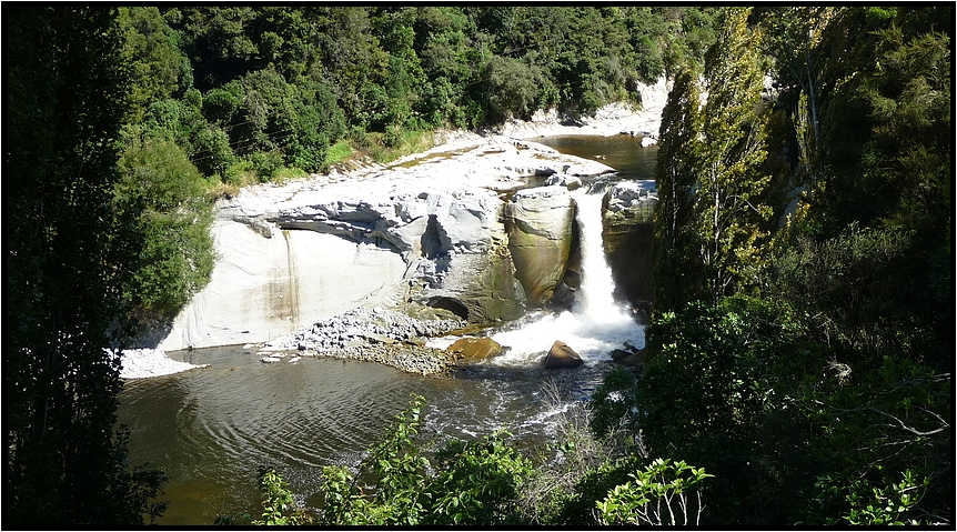 Raukawa Falls