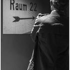 --Raum 22 >>--