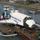 Raumfähre Buran auf dem Rhein