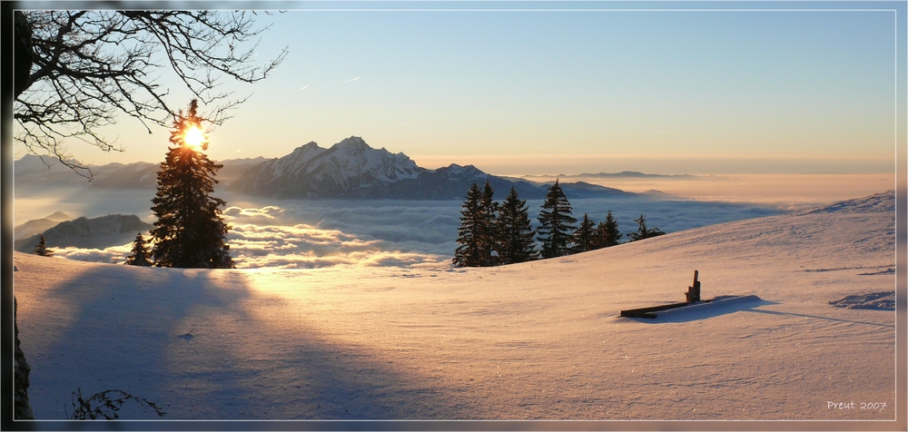 Raus aus dem Nebel - rauf auf den Berg!