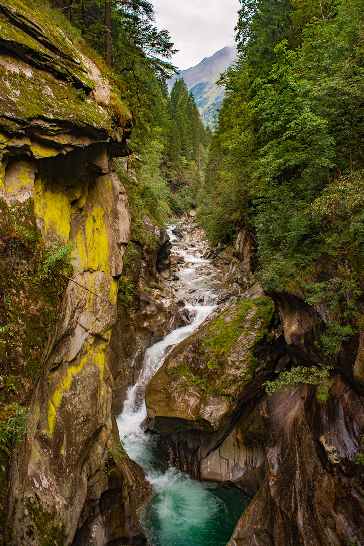 Rauschender Flusslauf