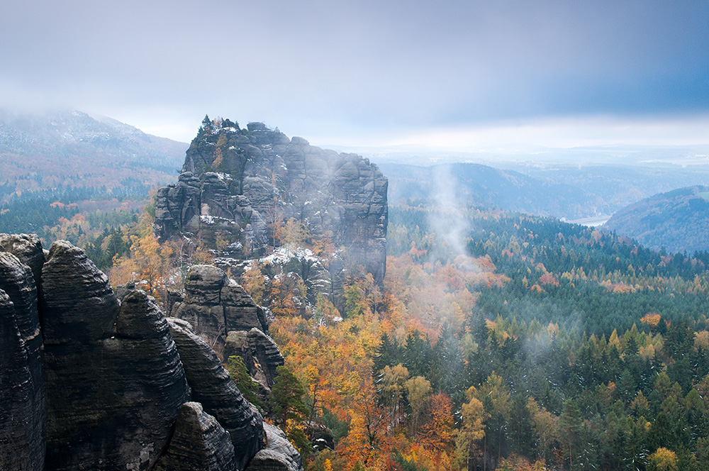 Rauschenstein im Winterherbst