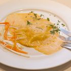 Ravioli vom Taschenkrebs mit Krustentierschaum