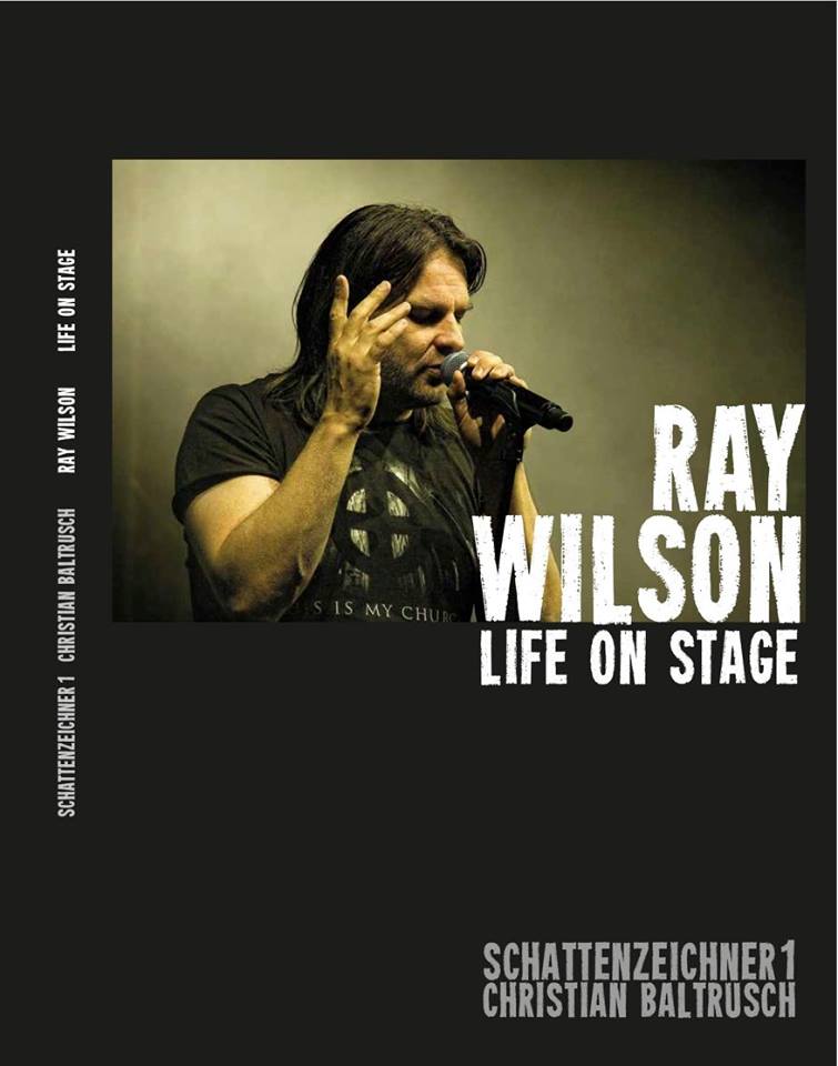 Ray Wilson - LIFE ON STAGE