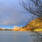 Rayon de soleil sur le lac du Bousquetarra en février