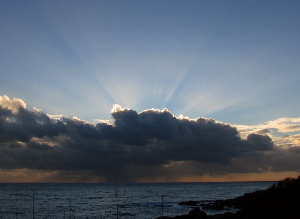 Rayons du soleil, au dessus du grain