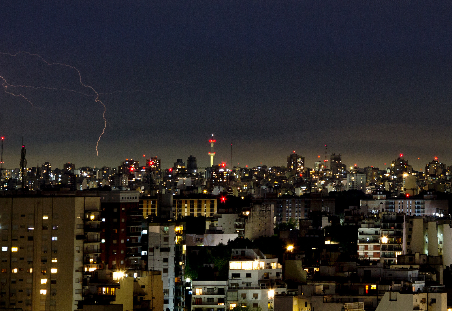 Rayos y centellas 2