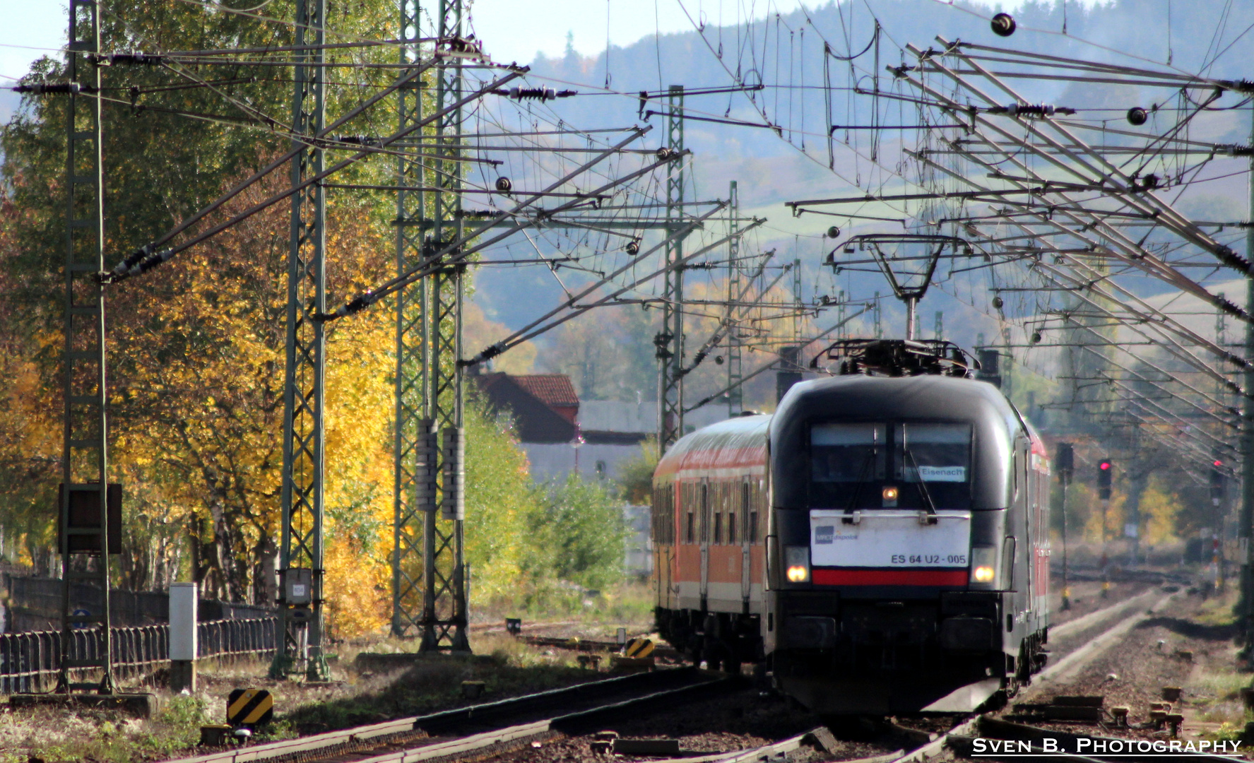 RB 20 bei der Einfahrt in den Bahnhof Eisenach