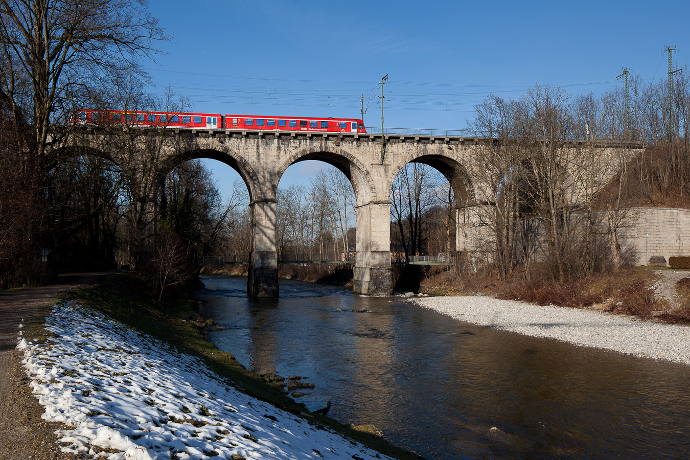 RB 27476 auf dem Traunsteiner Viadukt