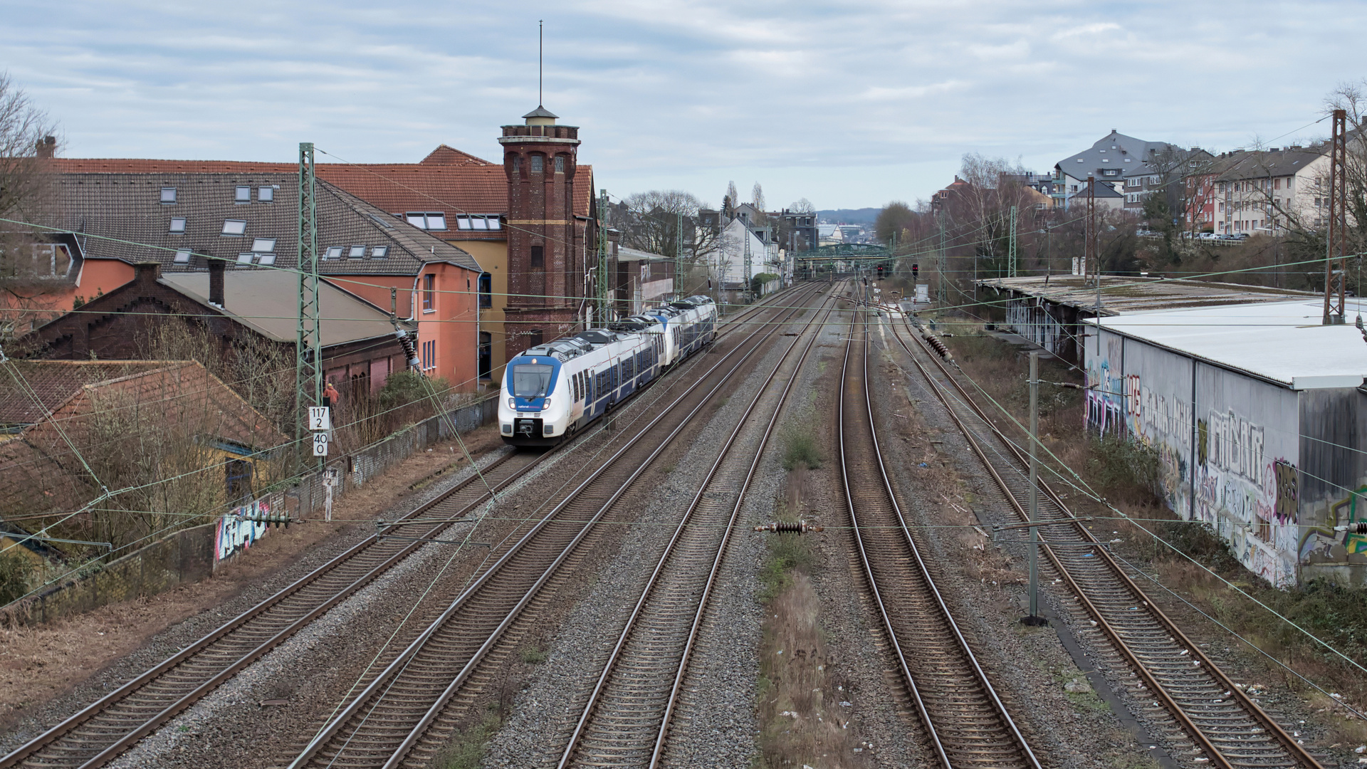 RB 48 in Wuppertal-Unterbarmen