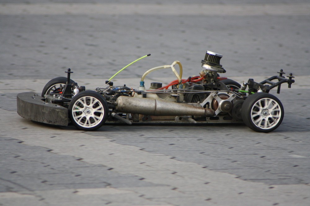 RC CAR