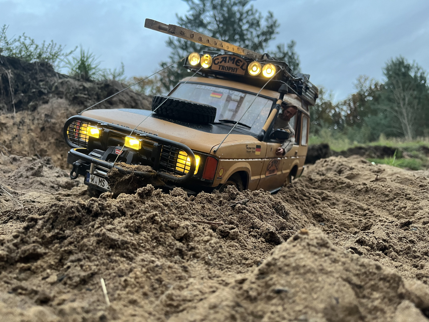 Rc Modell Land Rover Discovery 1 Camel Trophy 