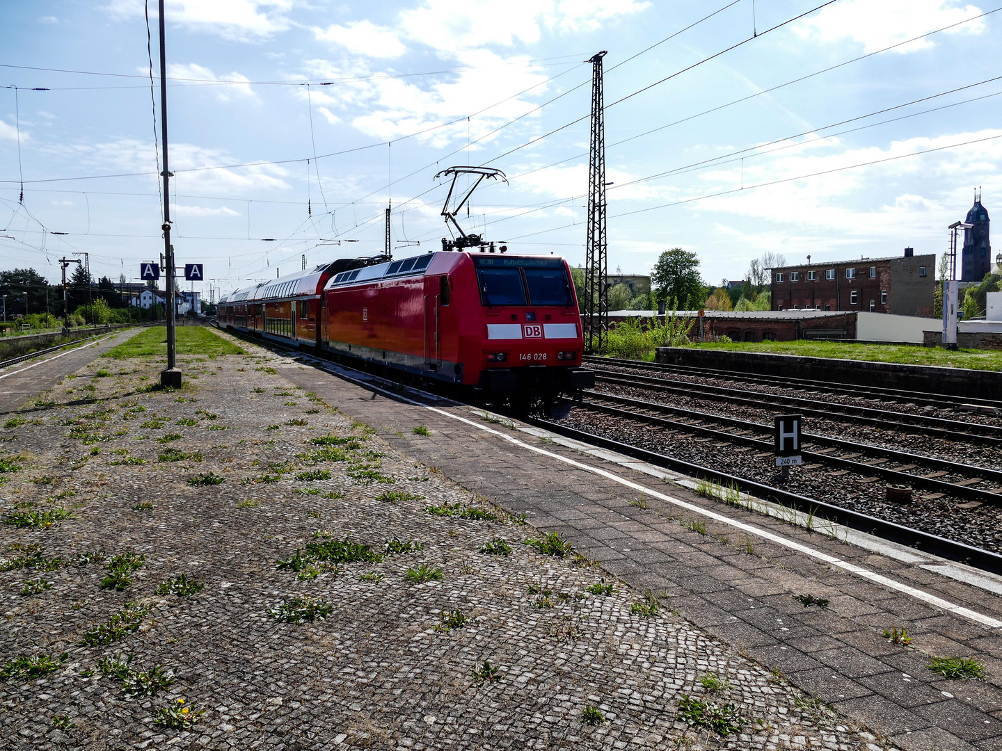 RE 30 Ausfahrt Bahnhof Köthen nach Halle