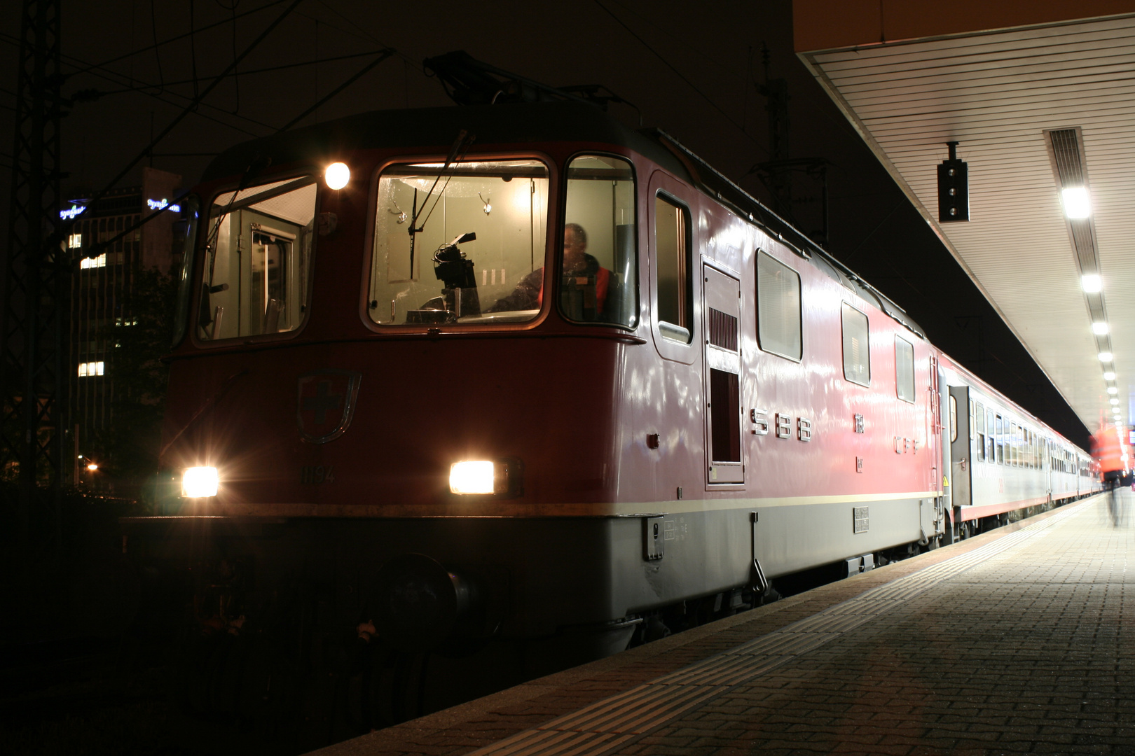 Re 4/4 11194 in Basel Bad. Bf