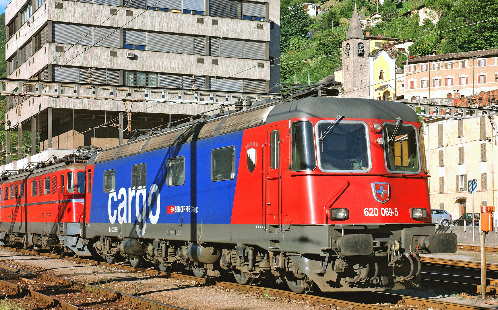 Re 620 069-5 Bellinzona 2005 08.05 