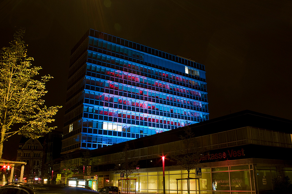 RE-Leuchtet-2010-Sparkasse