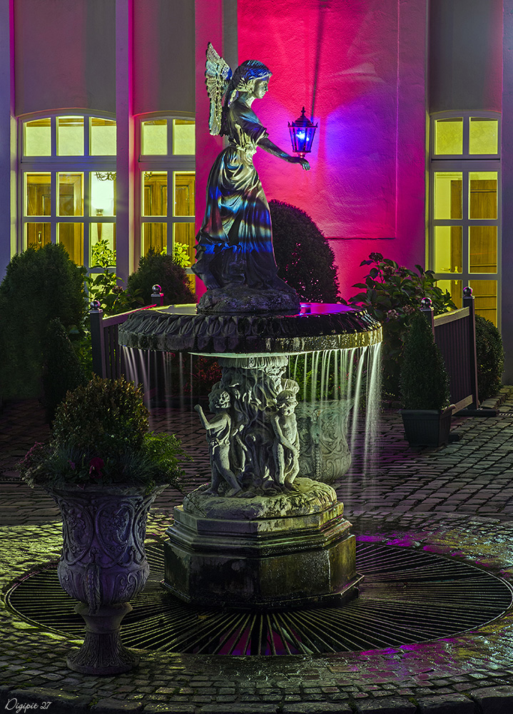 RE leuchtet 2013-1