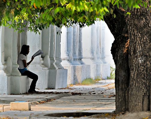 Reading in Kuthodaw Pagoda
